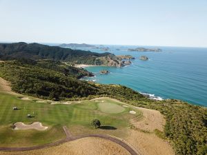 Kauri Cliffs 16th Aerial Green